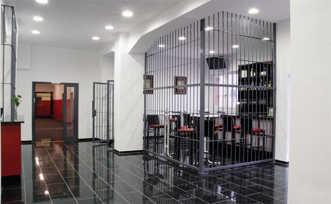 Khách sạn kì dị ở Nhật Bản 2