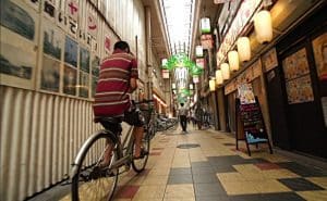 pho mua sam Janjan Yokocho Alley 4